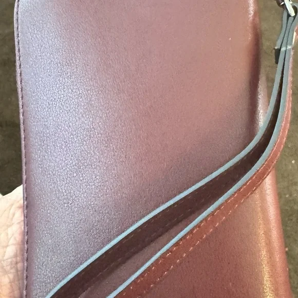 Burgundy Faux Leather Tassel Wristlet/Crossbody purse. - Picture 6 of 10